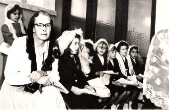 Missal do 105º aniversário do nascimento de Miss Denise Lester